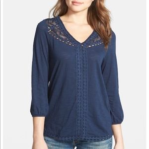 •Lucky Brand | Diamond Cutout Trim Jersey Top•